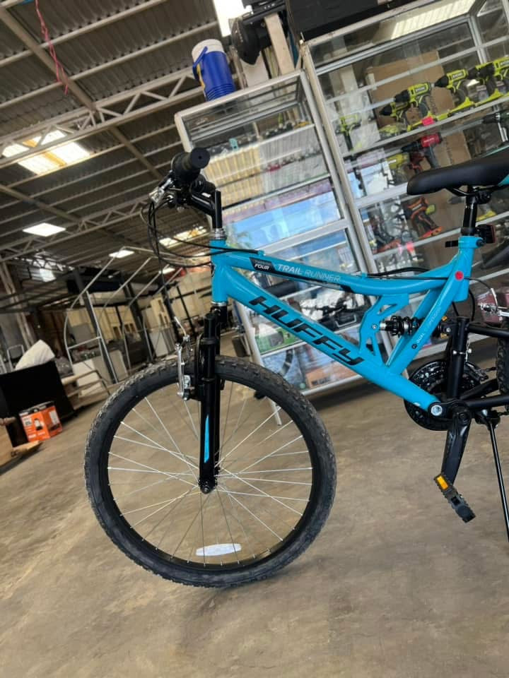 VÉLO TOUT-TERRAIN 26 POUCES POUR ADULTES. PERFORMANCE & FIABILITÉ »