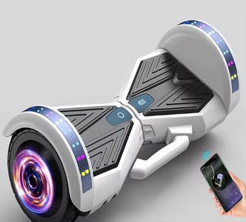 hoverboard connecté au design graffiti
